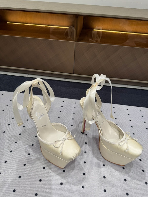 Ava’s Mode - High-Quality Designer Products for You - AFFORDABLE LUXURY HEELS - 8223