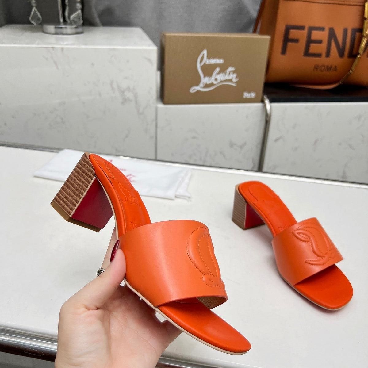 Ava’s Mode - Premium Luxury Goods and Accessories - AFFORDABLE LUXURY HEELS - 8054