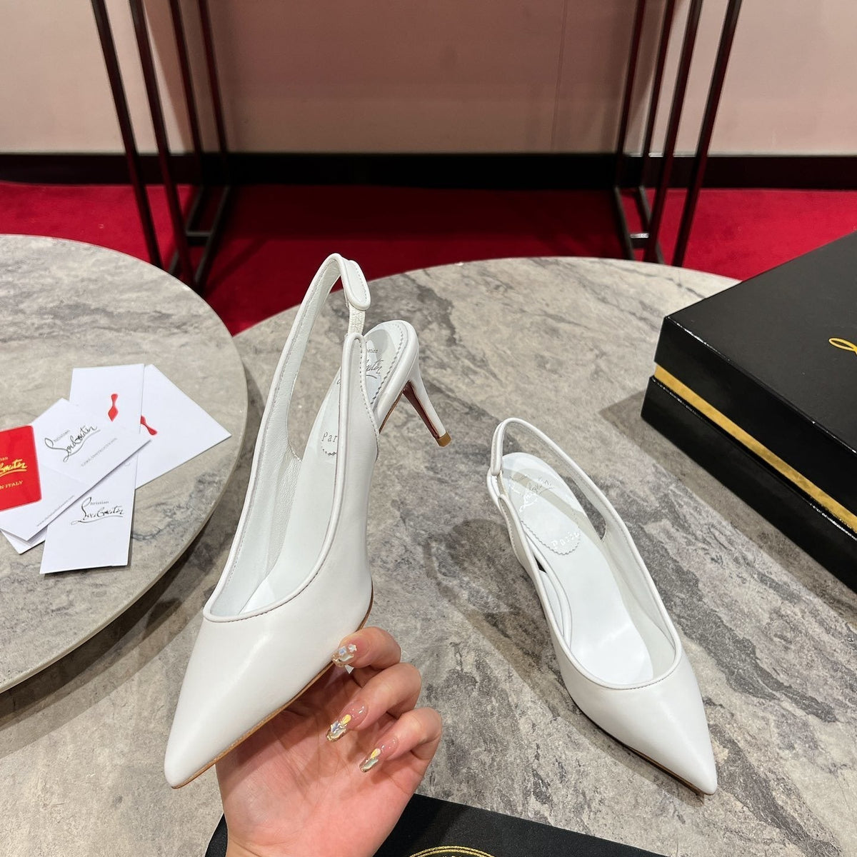 Ava’s Mode - High-Quality Designer Products for You - AFFORDABLE LUXURY HEELS - 8179
