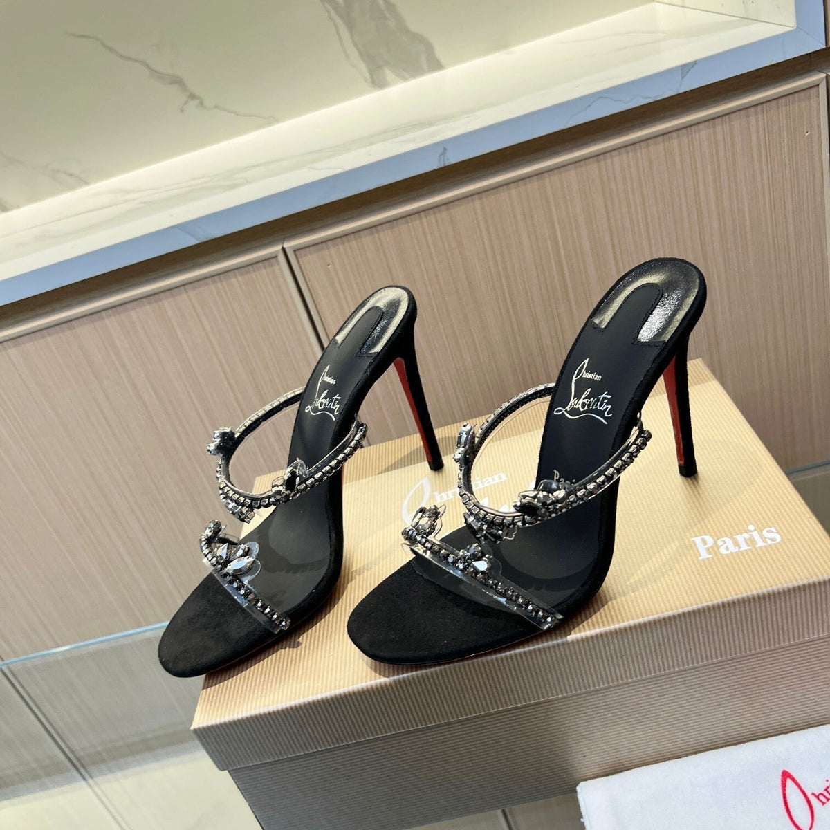 Ava’s Mode - Best High-End Brands in One Place - AFFORDABLE LUXURY HEELS - 8005