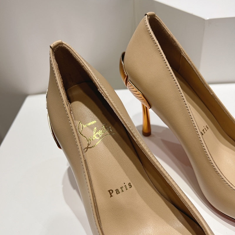 Ava’s Mode - High-Quality Designer Products for You - AFFORDABLE LUXURY HEELS - 8031