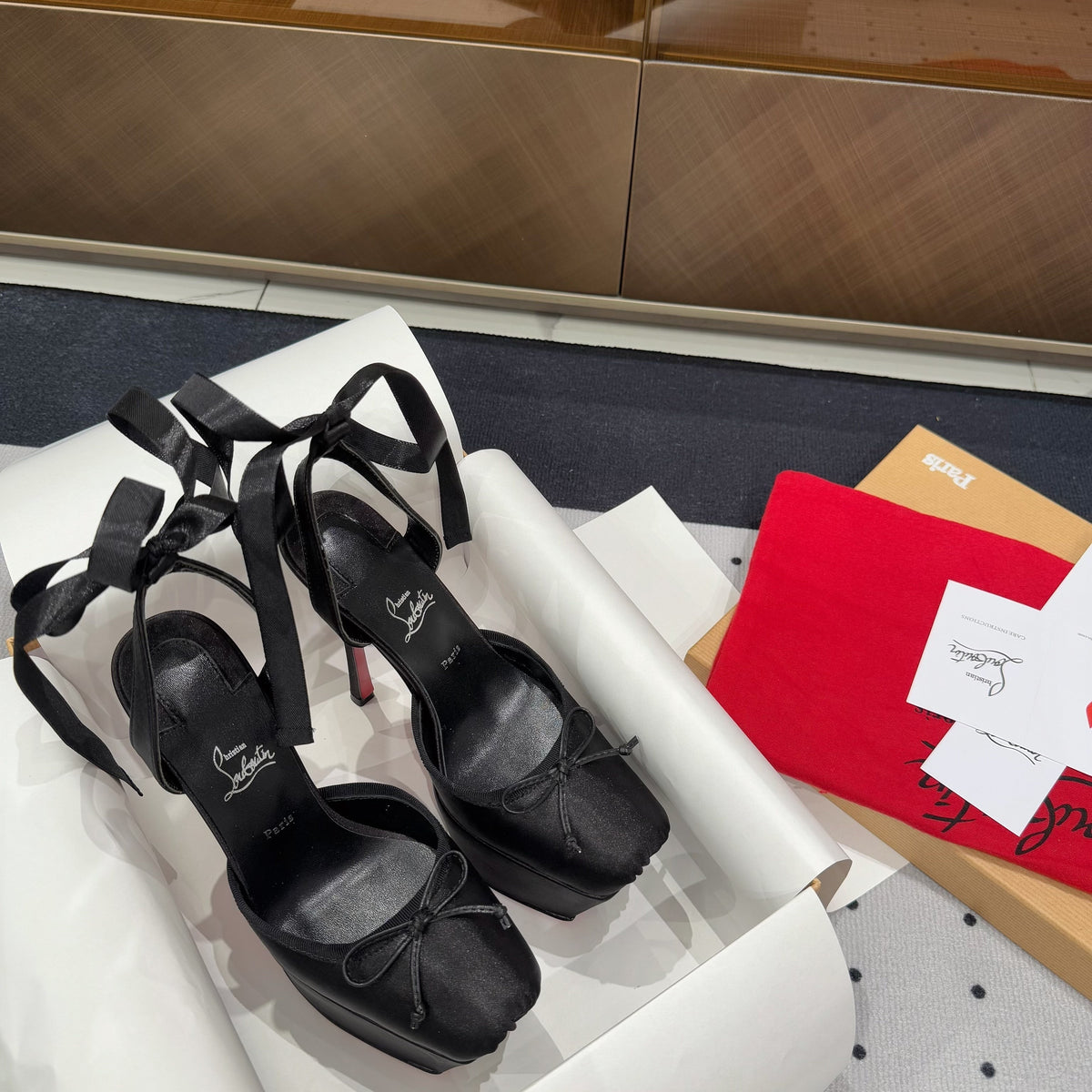 Ava’s Mode - Best High-End Brands in One Place - AFFORDABLE LUXURY HEELS - 8221