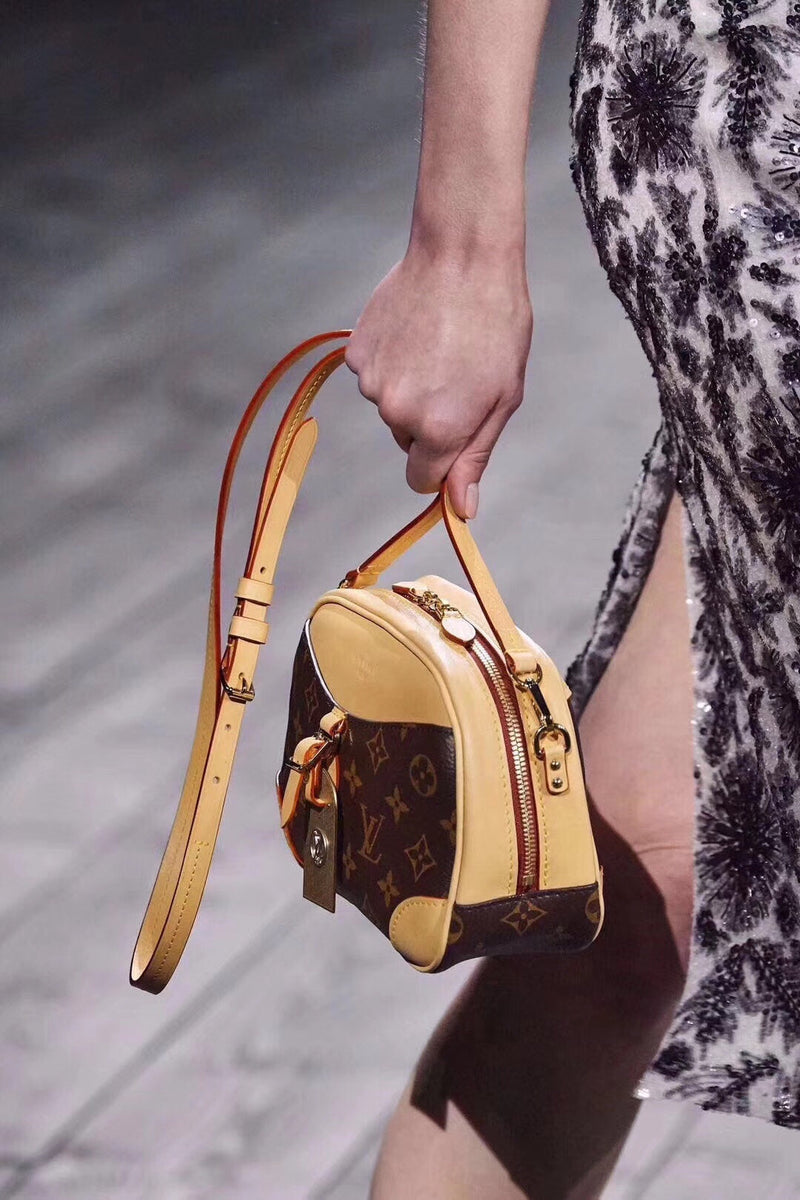 Ava’s Mode - Best High-End Brands in One Place - AFFORDABLE LUXURY BAGS - 4337