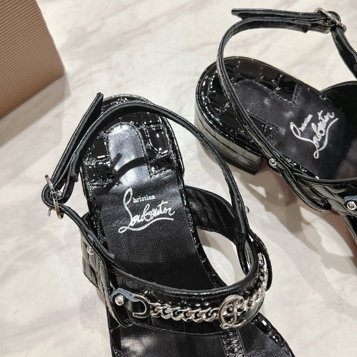 Ava’s Mode - Best High-End Brands in One Place - AFFORDABLE LUXURY HEELS - 8229