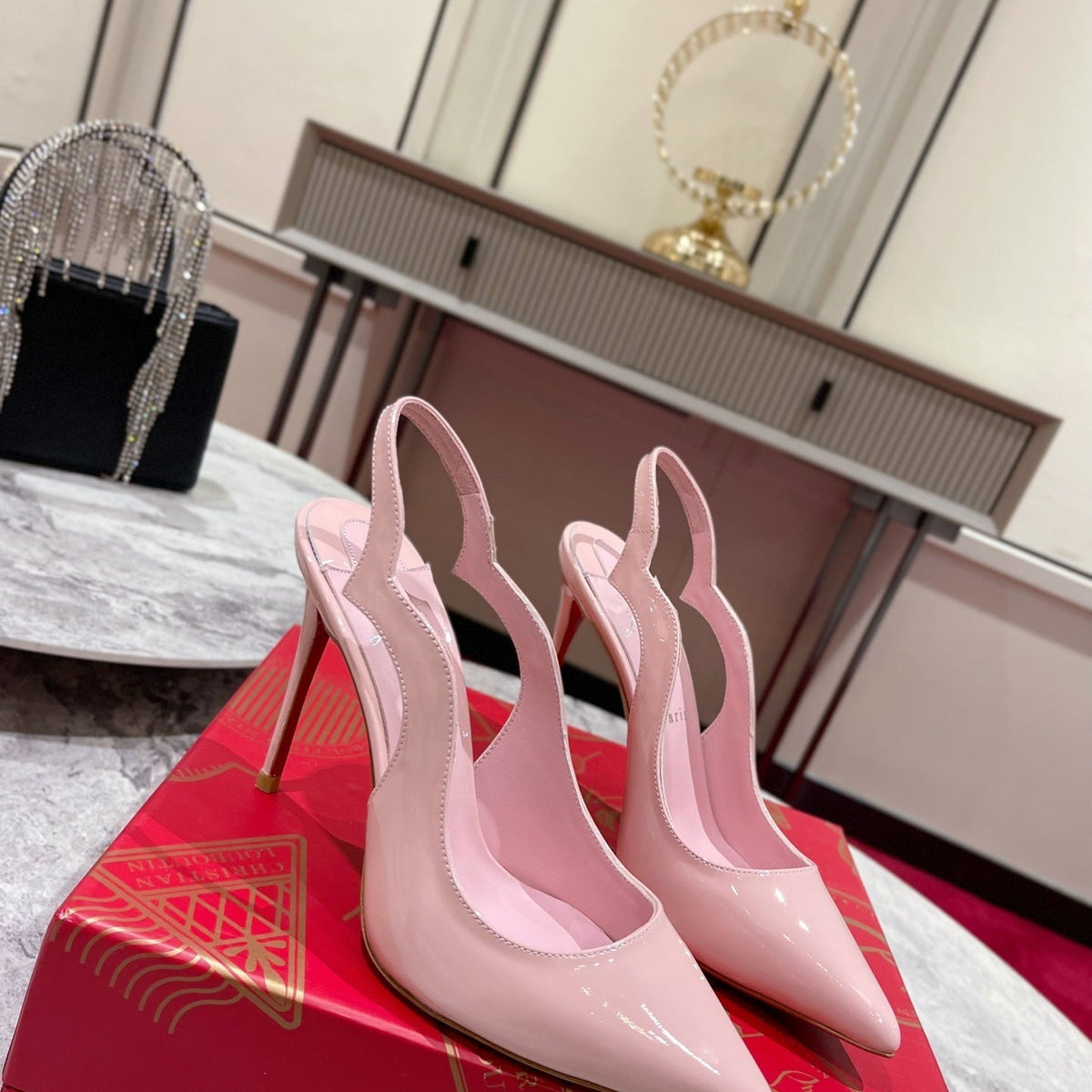 Ava’s Mode - Premium Luxury Goods and Accessories - AFFORDABLE LUXURY HEELS - 8178