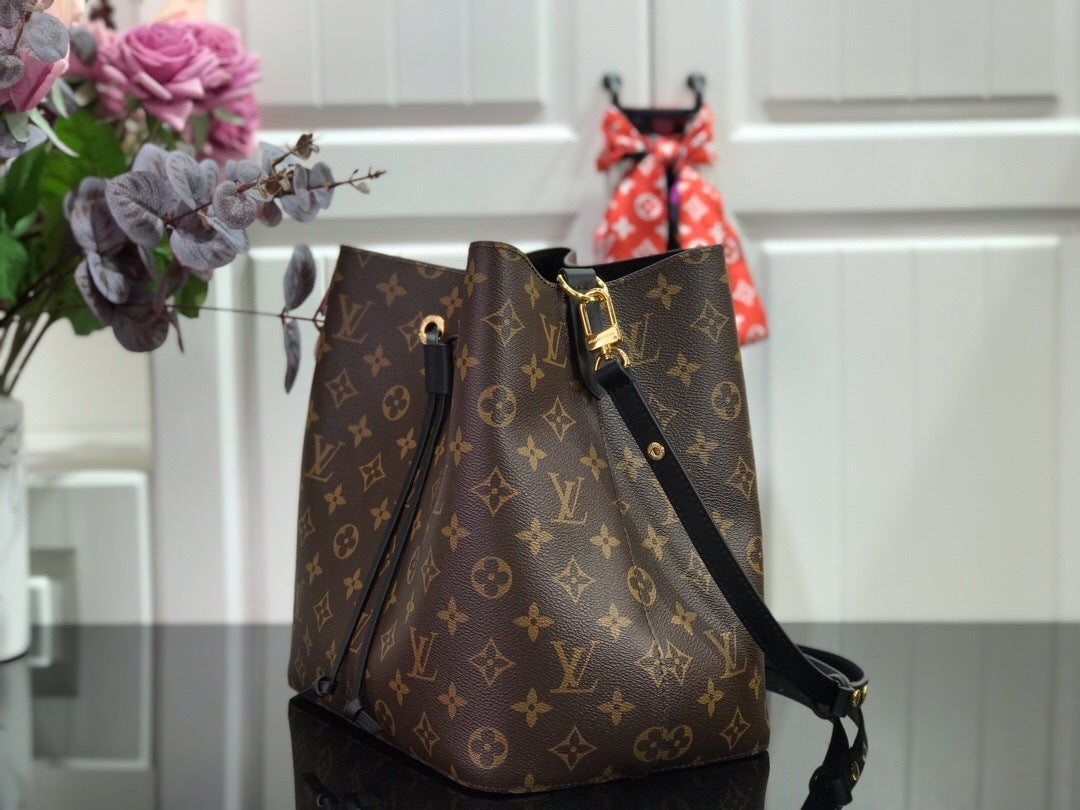 Ava’s Mode - High-Quality Designer Products for You - AFFORDABLE LUXURY BAGS - 4303
