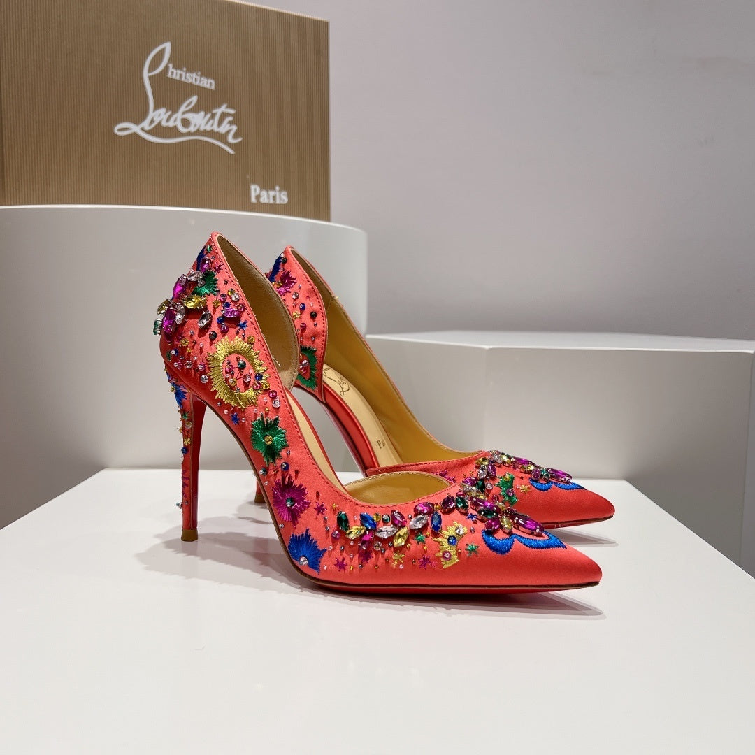 Ava’s Mode - High-Quality Designer Products for You - AFFORDABLE LUXURY HEELS - 8015