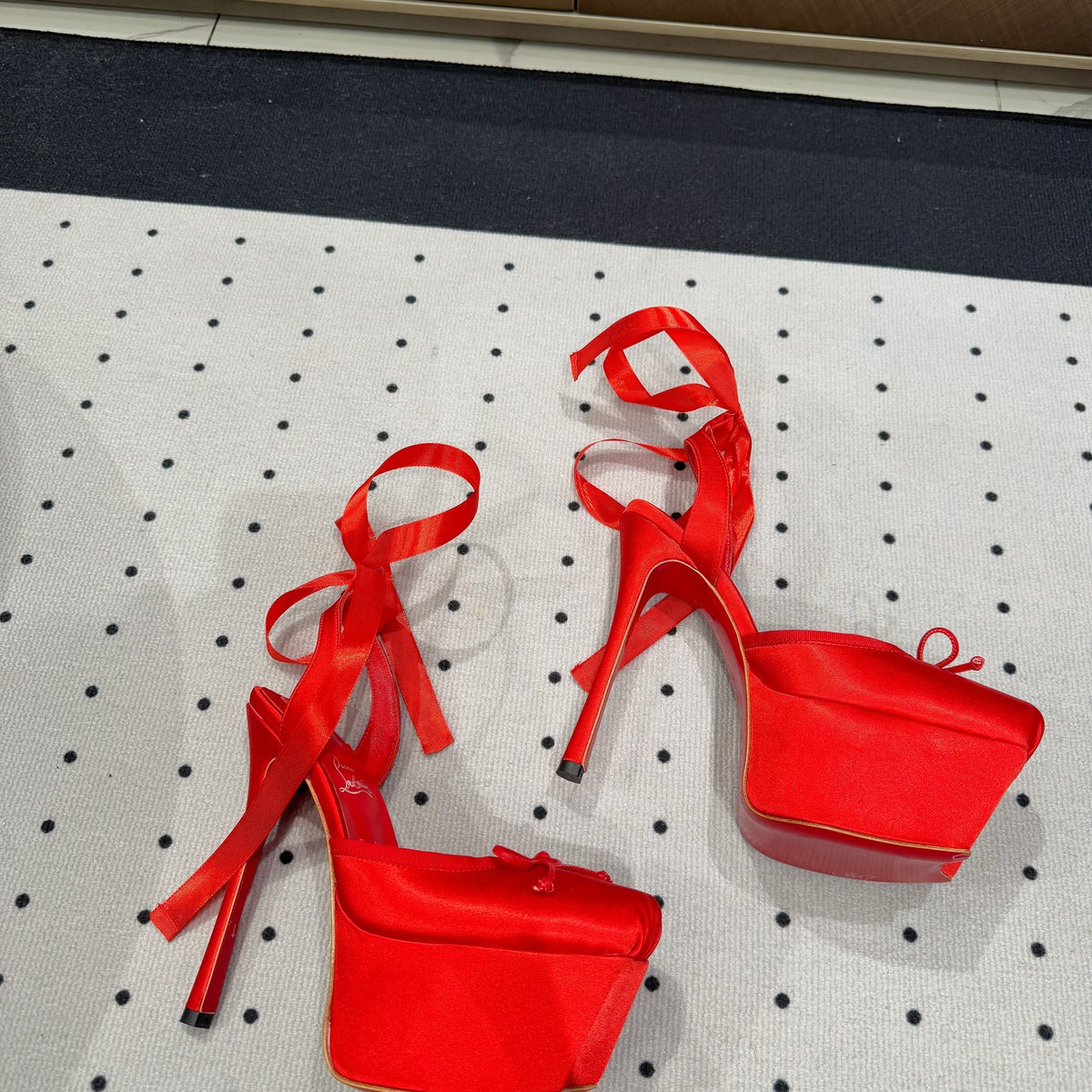 Ava’s Mode - Premium Luxury Goods and Accessories - AFFORDABLE LUXURY HEELS - 8222
