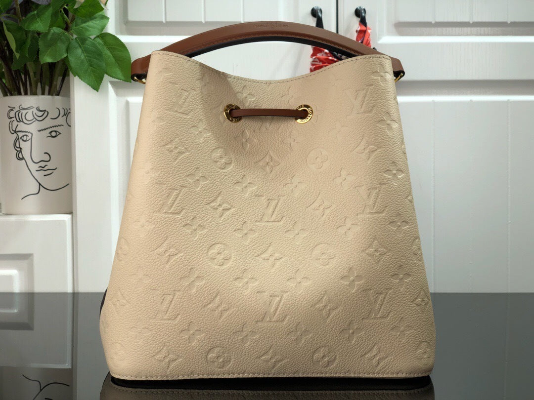 Ava’s Mode - High-Quality Designer Products for You - AFFORDABLE LUXURY BAGS - 4275