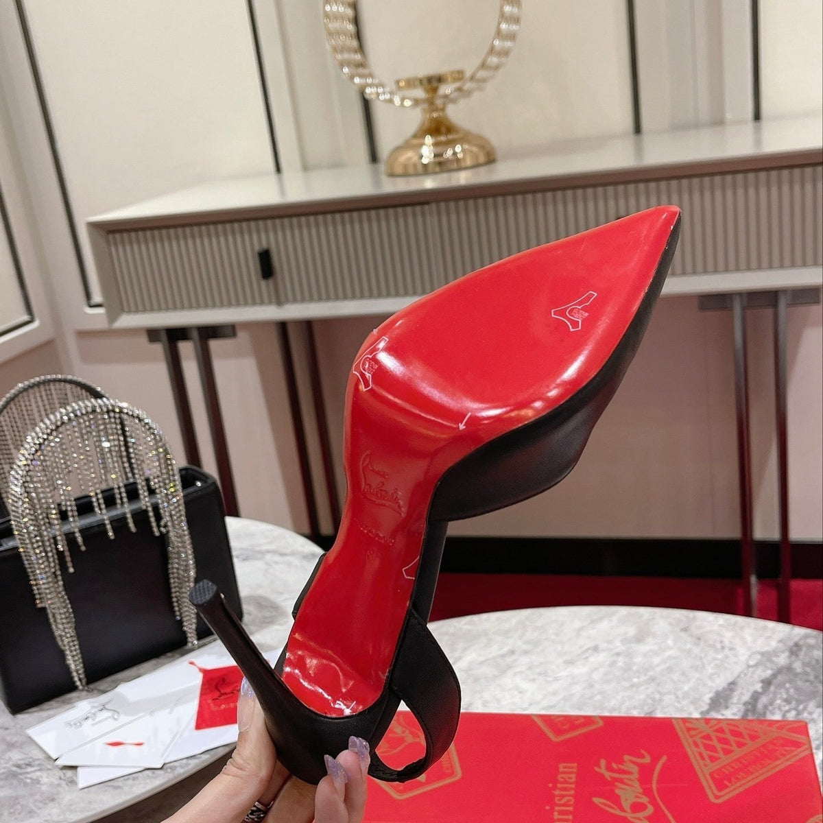 Ava’s Mode - Best High-End Brands in One Place - AFFORDABLE LUXURY HEELS - 8181