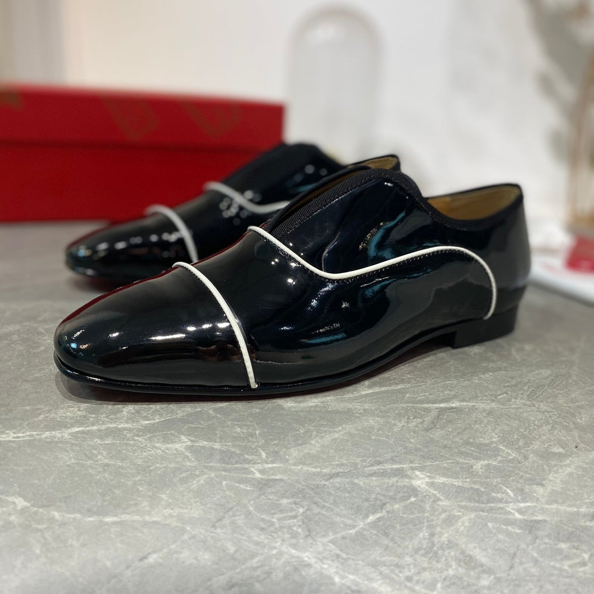 Ava’s Mode - High-Quality Designer Products for You - AFFORDABLE LUXURY HEELS - 8251