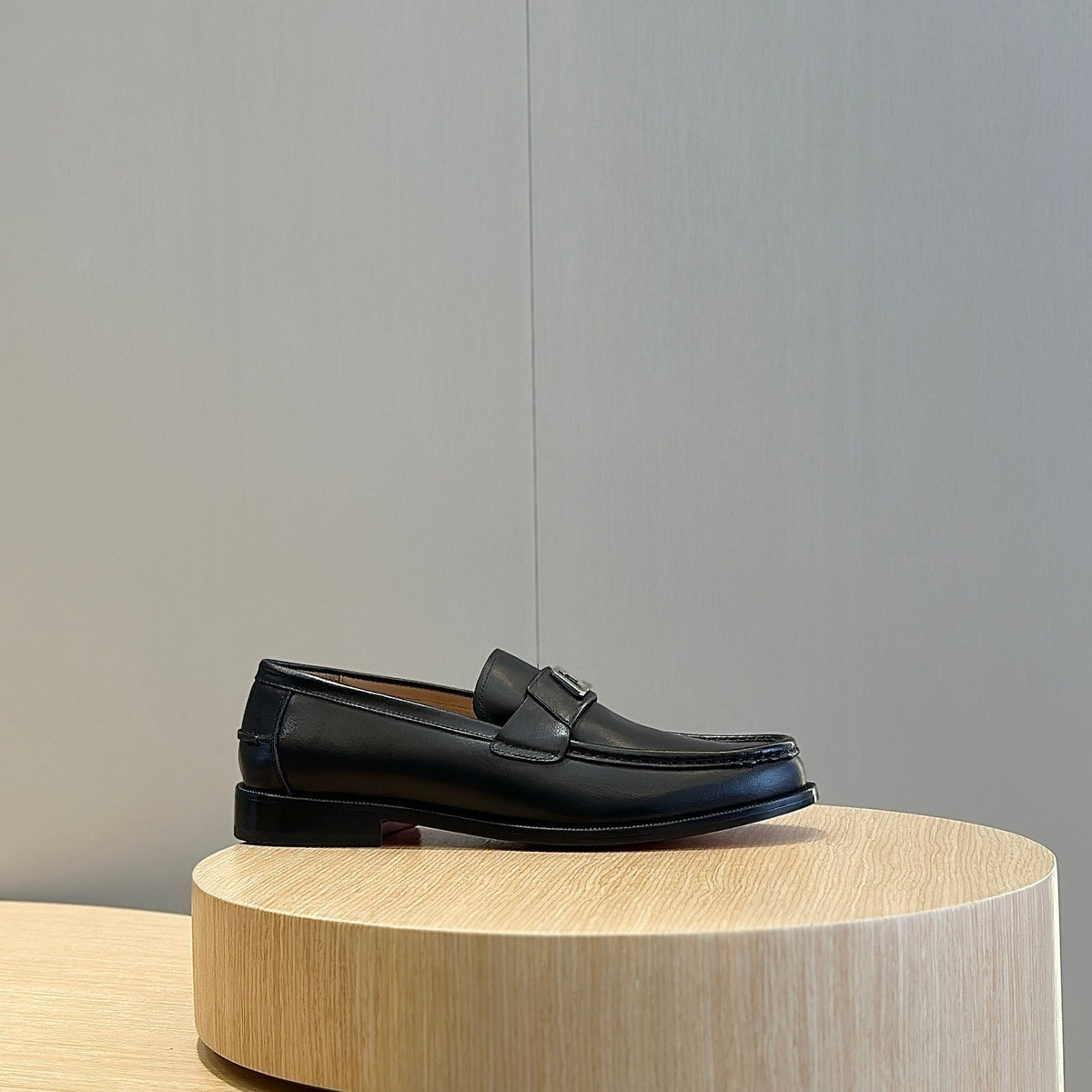 Ava’s Mode - Best High-End Brands in One Place - AFFORDABLE LUXURY HEELS - 8045
