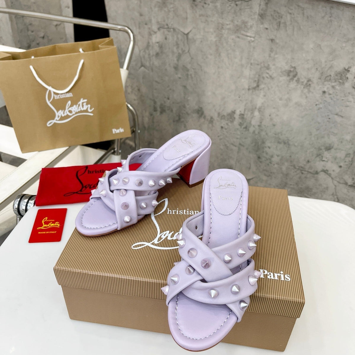 Ava’s Mode - Best High-End Brands in One Place - AFFORDABLE LUXURY HEELS - 8001