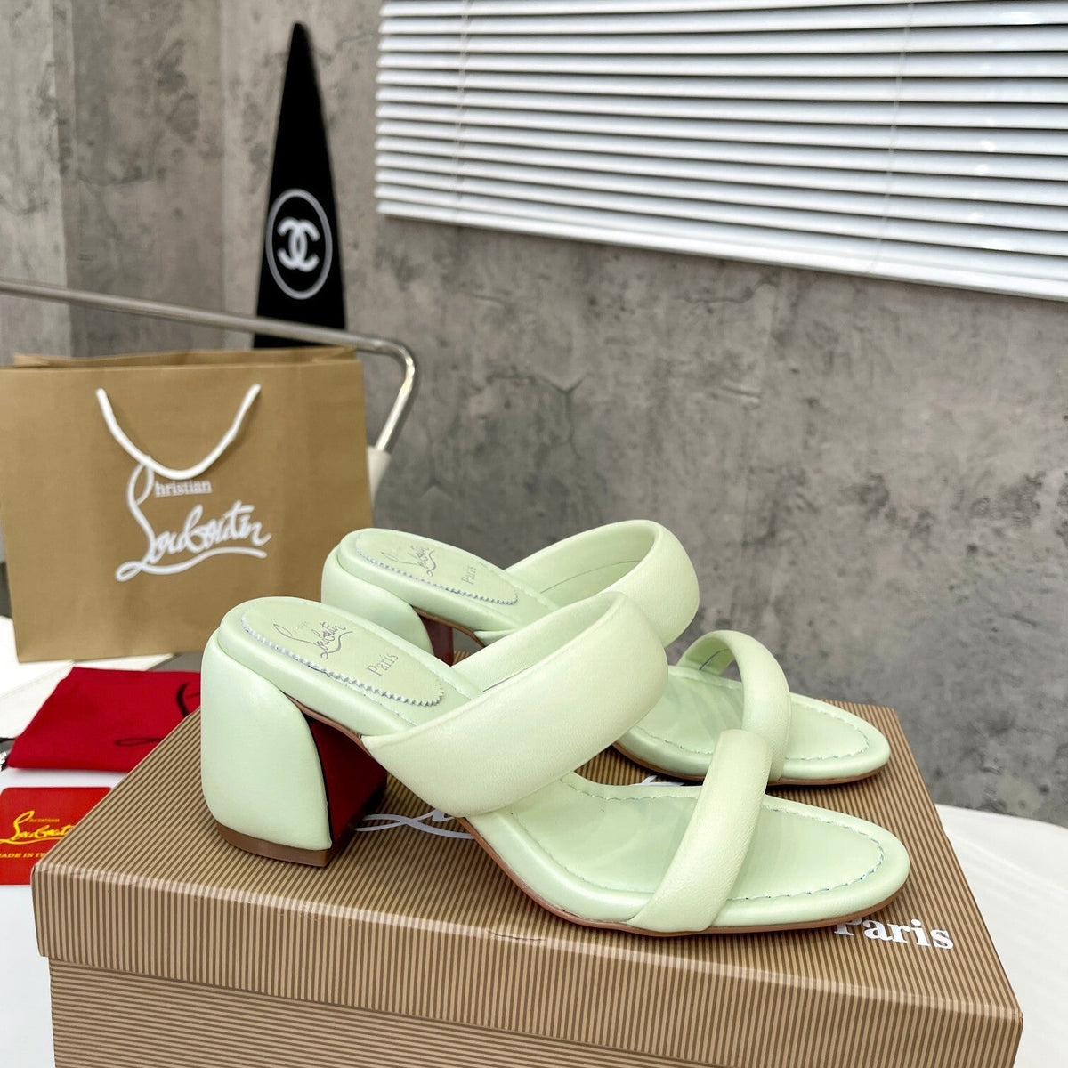Ava’s Mode - Best High-End Brands in One Place - AFFORDABLE LUXURY HEELS - 8009