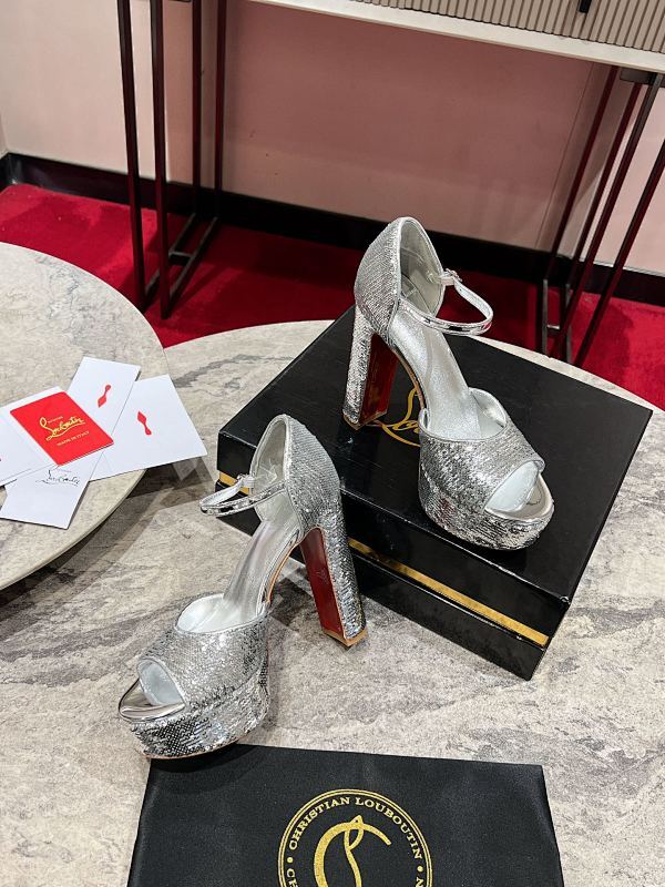 Ava’s Mode - High-Quality Designer Products for You - AFFORDABLE LUXURY HEELS - 8235
