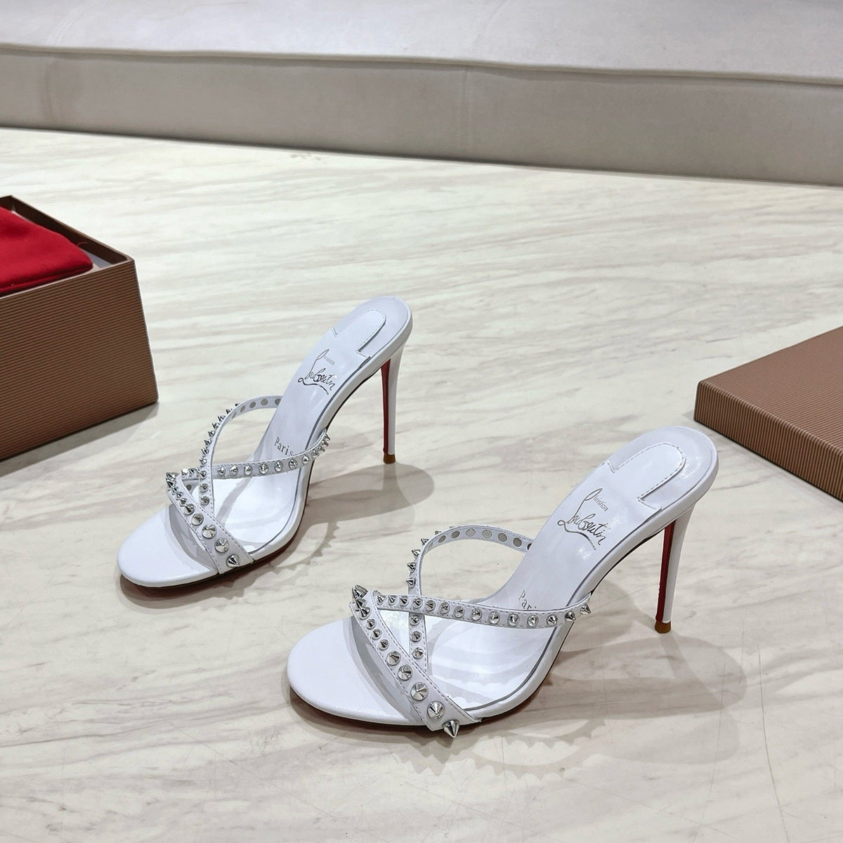 Ava’s Mode - Best High-End Brands in One Place - AFFORDABLE LUXURY HEELS - 8293
