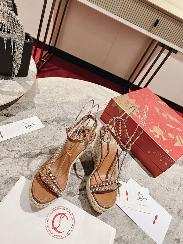 Ava’s Mode - High-Quality Designer Products for You - AFFORDABLE LUXURY HEELS - 8315