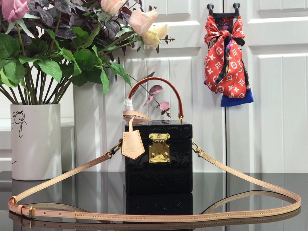 Ava’s Mode - High-Quality Designer Products for You - AFFORDABLE LUXURY BAGS - 4019