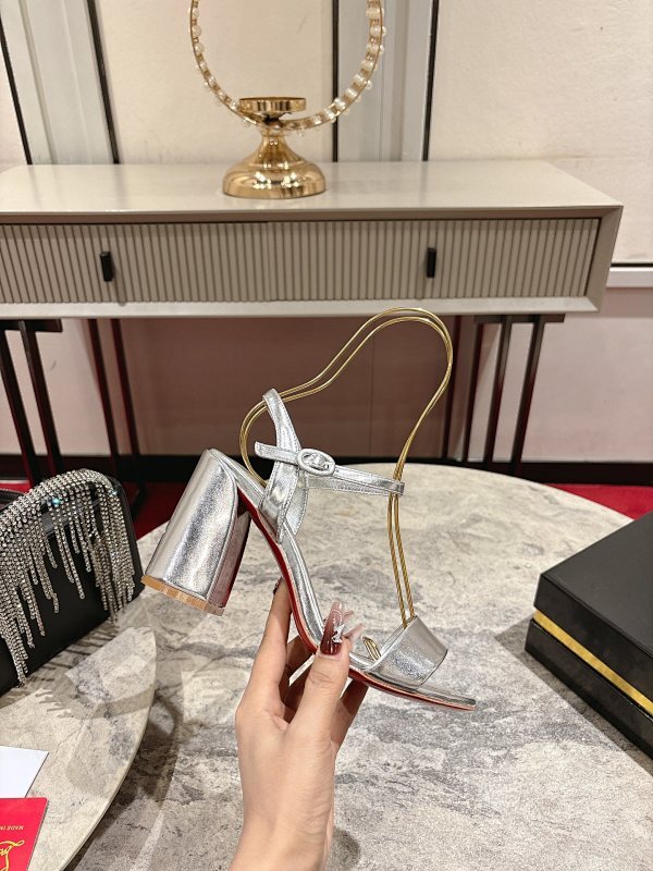 Ava’s Mode - High-Quality Designer Products for You - AFFORDABLE LUXURY HEELS - 8303