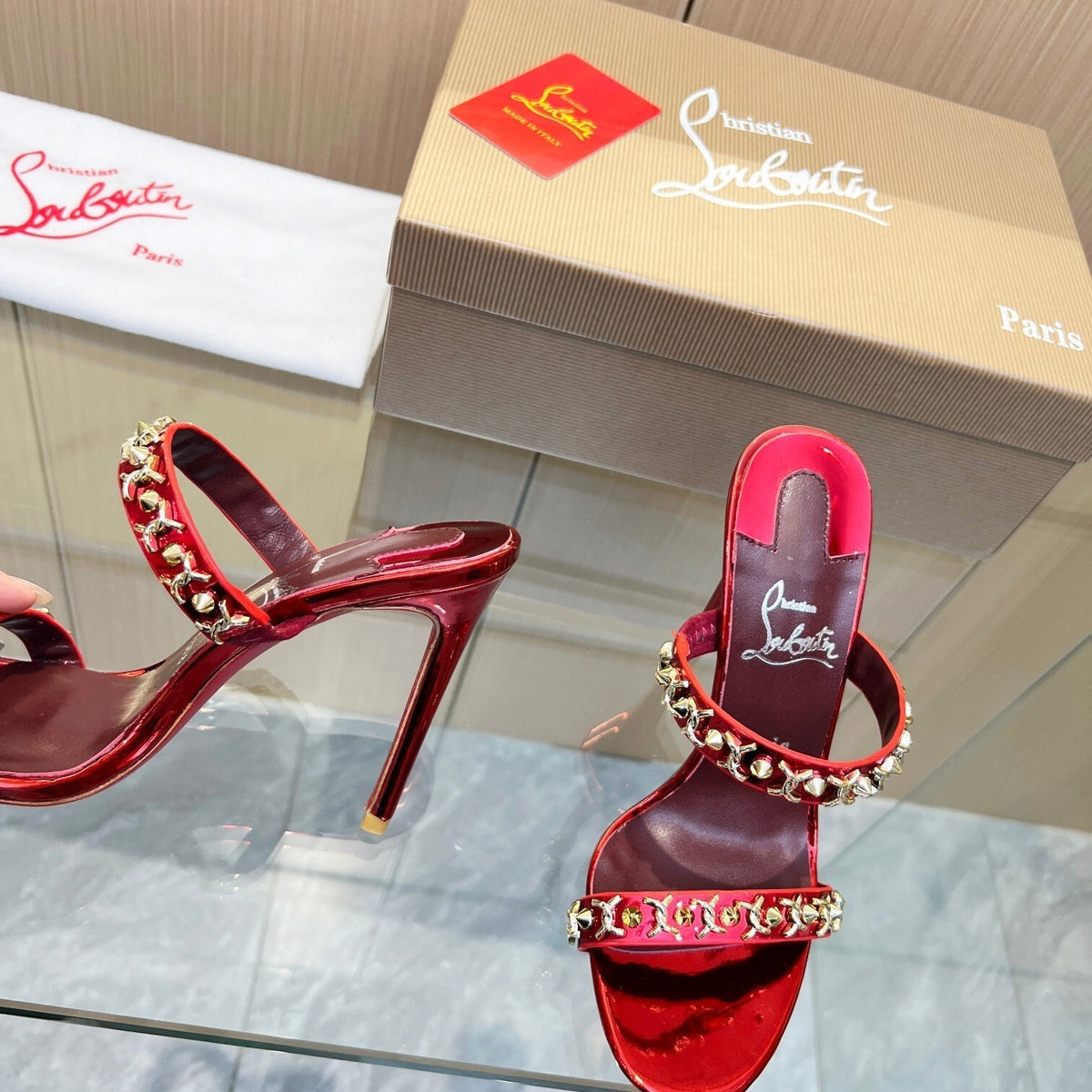Ava’s Mode - High-Quality Designer Products for You - AFFORDABLE LUXURY HEELS - 8011