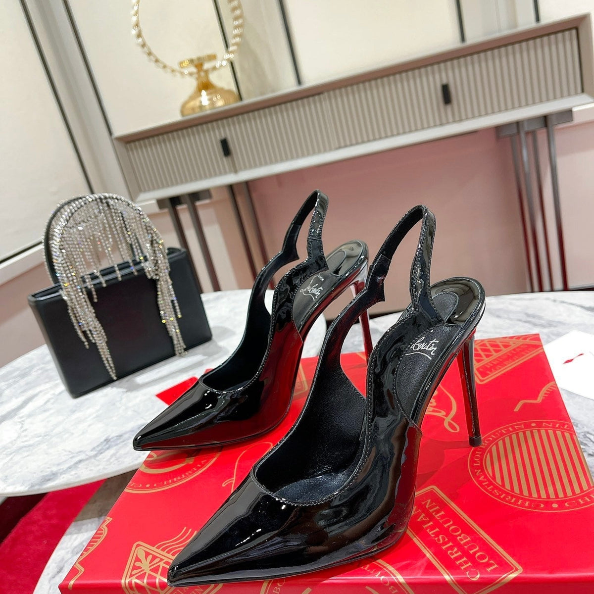 Ava’s Mode - High-Quality Designer Products for You - AFFORDABLE LUXURY HEELS - 8183