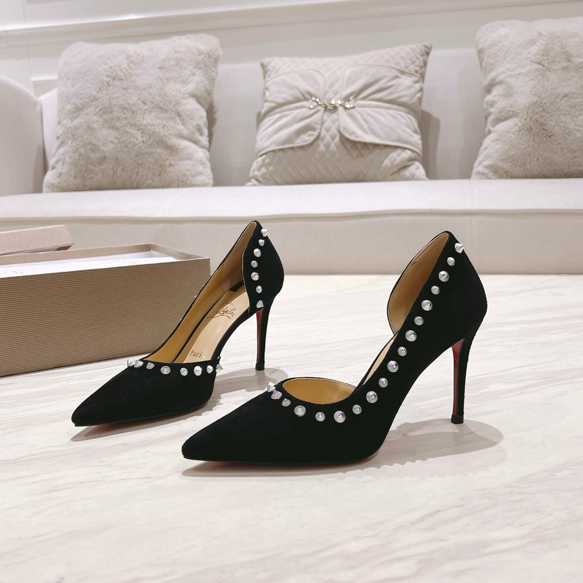 Ava’s Mode - High-Quality Designer Products for You - AFFORDABLE LUXURY HEELS - 8211