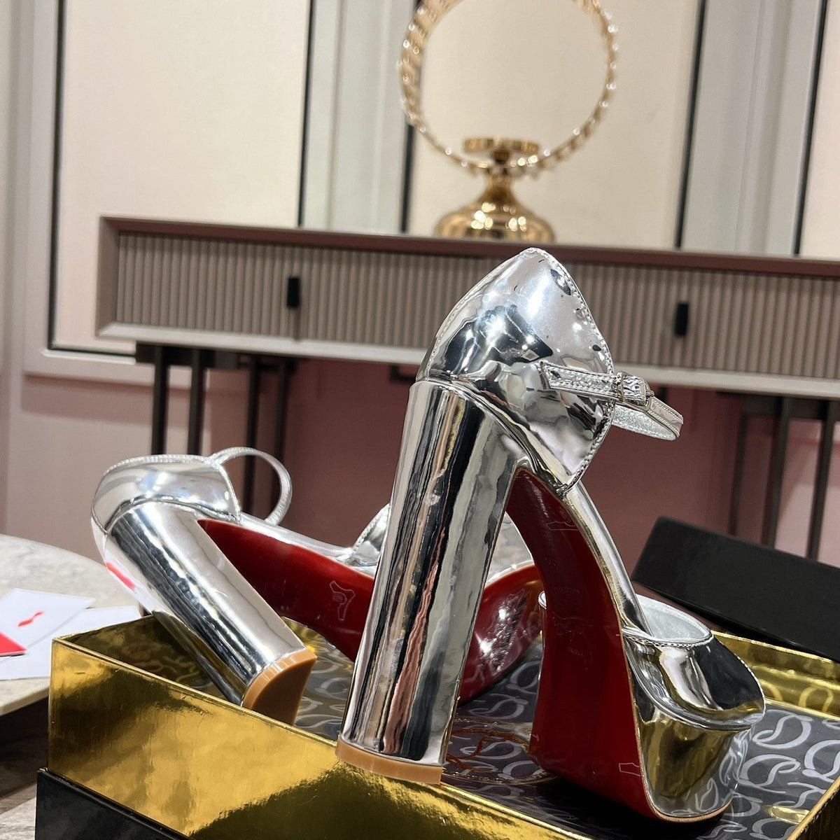 Ava’s Mode - Premium Luxury Goods and Accessories - AFFORDABLE LUXURY HEELS - 8242
