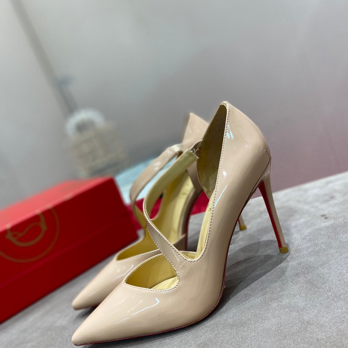 Ava’s Mode - High-Quality Designer Products for You - AFFORDABLE LUXURY HEELS - 7963