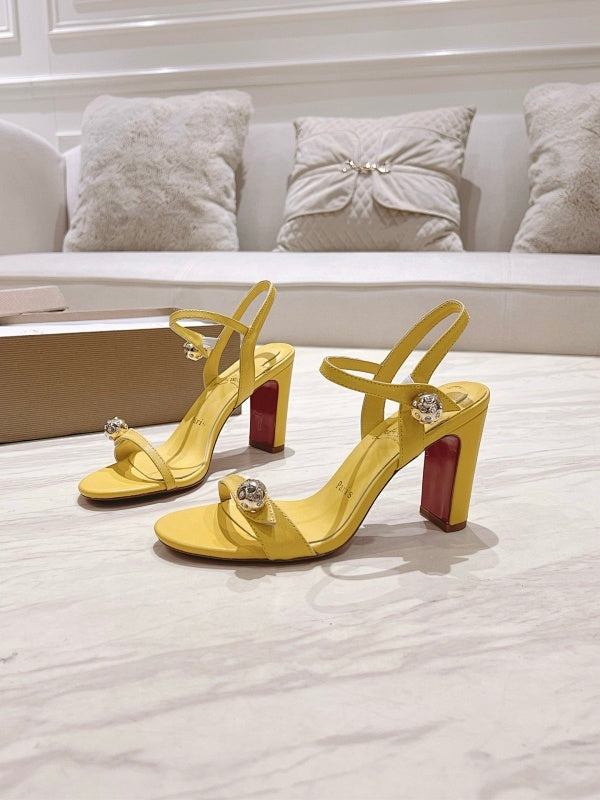 Ava’s Mode - High-Quality Designer Products for You - AFFORDABLE LUXURY HEELS - 8207