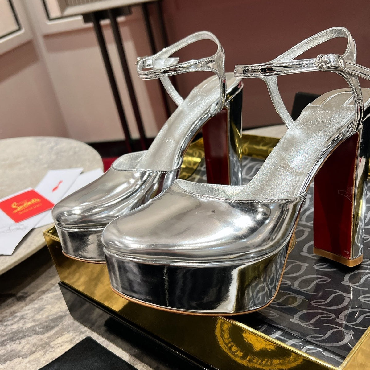 Ava’s Mode - Best High-End Brands in One Place - AFFORDABLE LUXURY HEELS - 8241