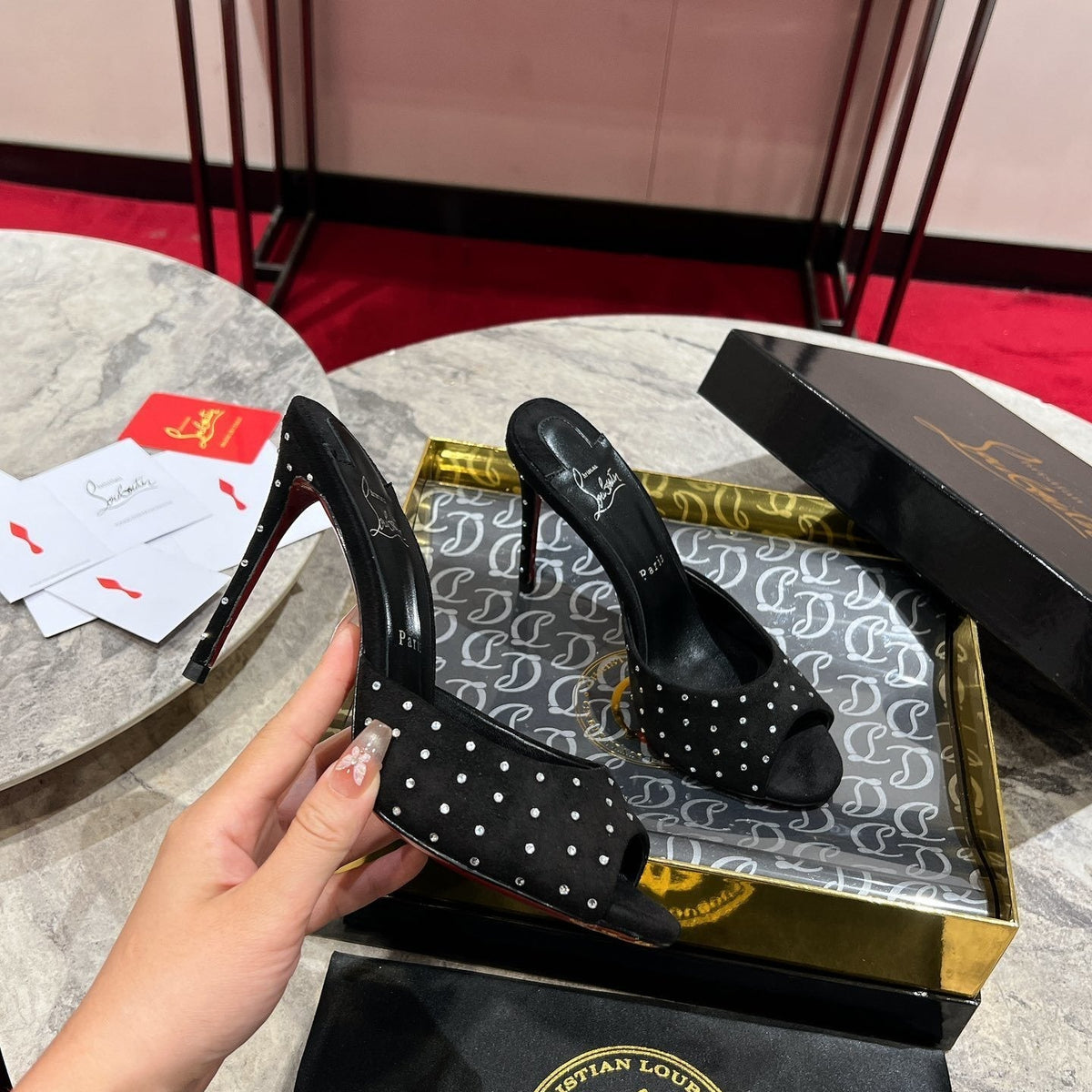 Ava’s Mode - High-Quality Designer Products for You - AFFORDABLE LUXURY HEELS - 8171