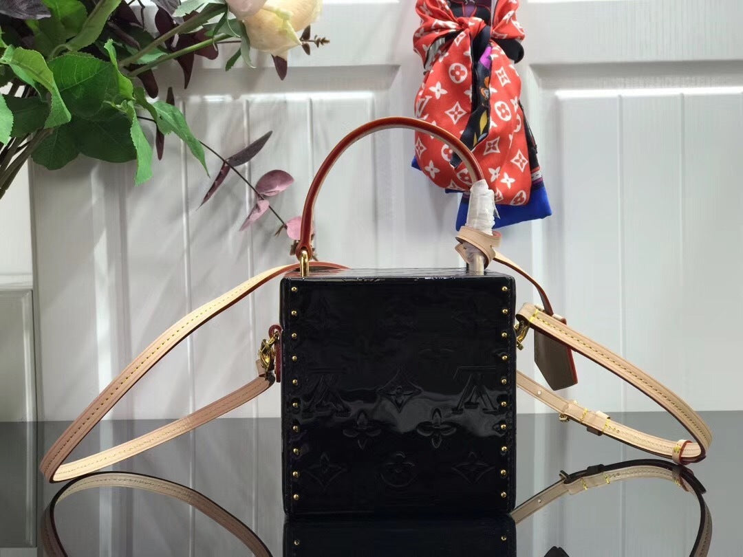 Ava’s Mode - High-Quality Designer Products for You - AFFORDABLE LUXURY BAGS - 4019