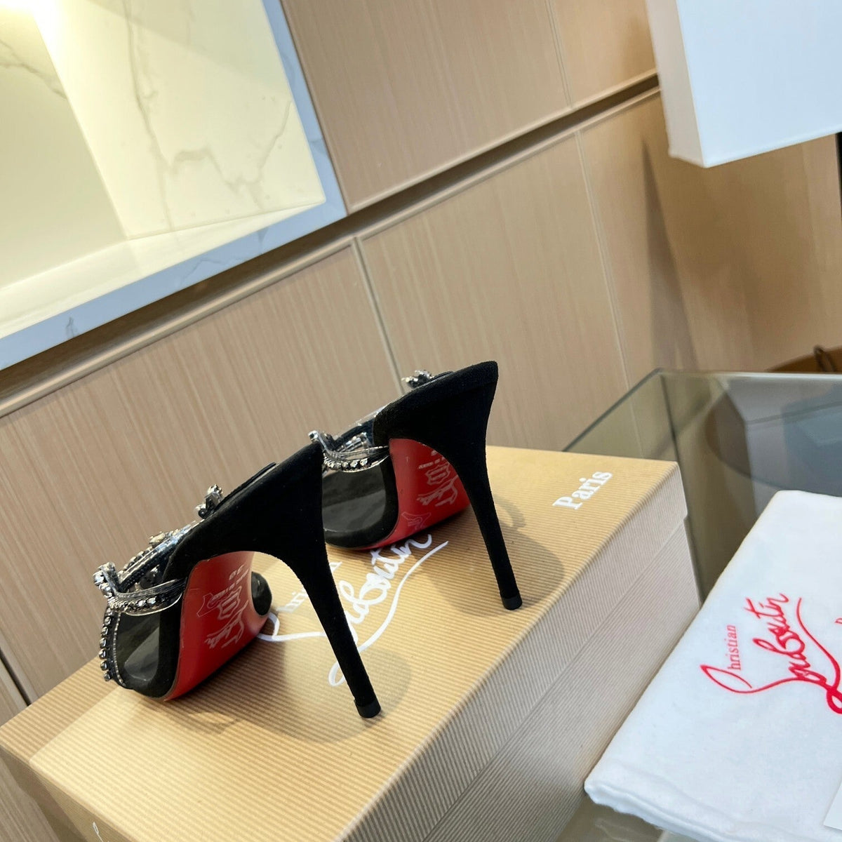 Ava’s Mode - Best High-End Brands in One Place - AFFORDABLE LUXURY HEELS - 8005