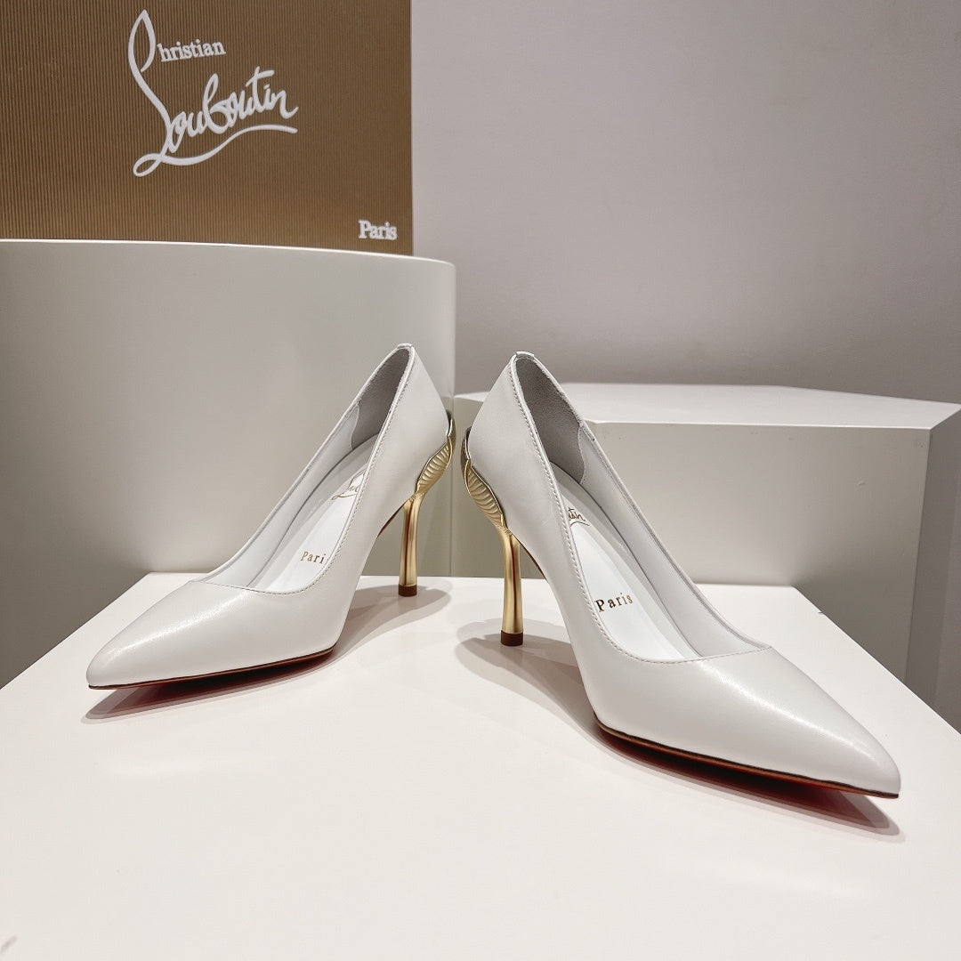 Ava’s Mode - Best High-End Brands in One Place - AFFORDABLE LUXURY HEELS - 8033