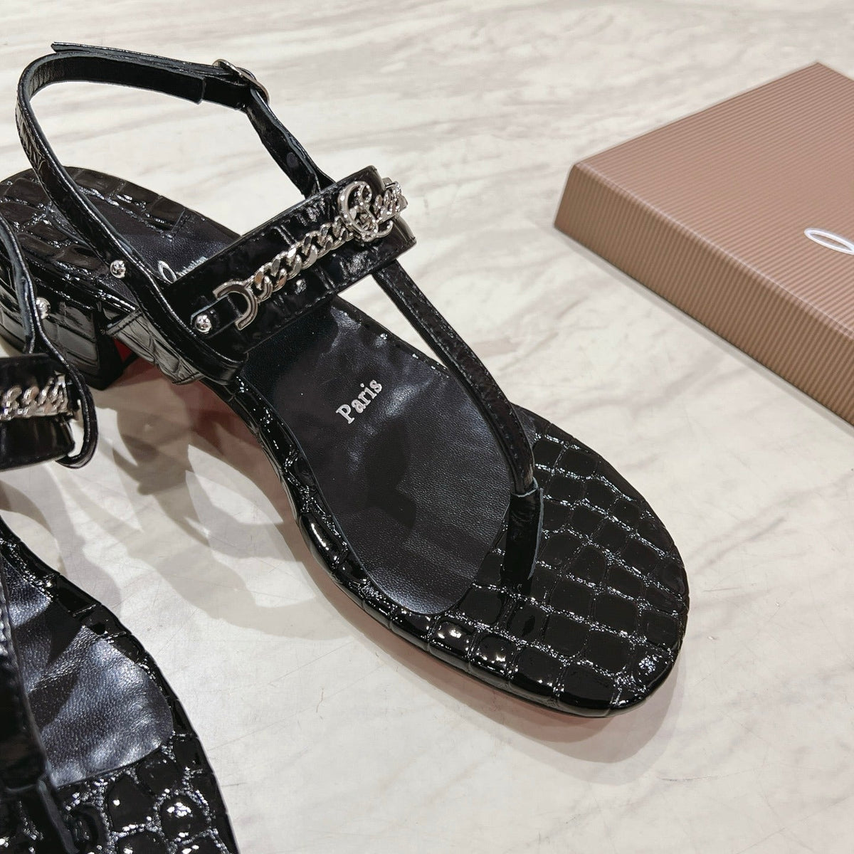 Ava’s Mode - Best High-End Brands in One Place - AFFORDABLE LUXURY HEELS - 8229