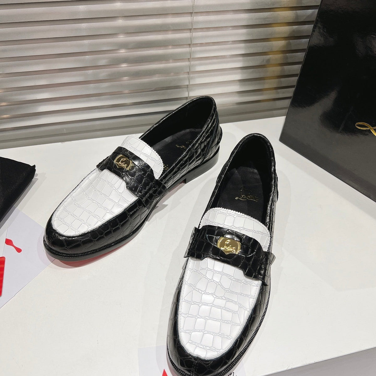Ava’s Mode - Best High-End Brands in One Place - AFFORDABLE LUXURY HEELS - 8249