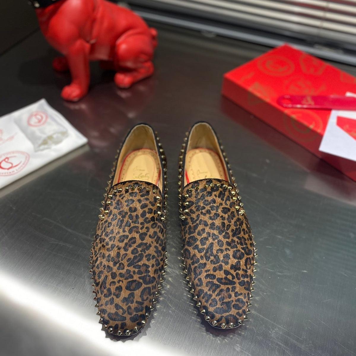 Ava’s Mode - High-Quality Designer Products for You - AFFORDABLE LUXURY HEELS - 8255