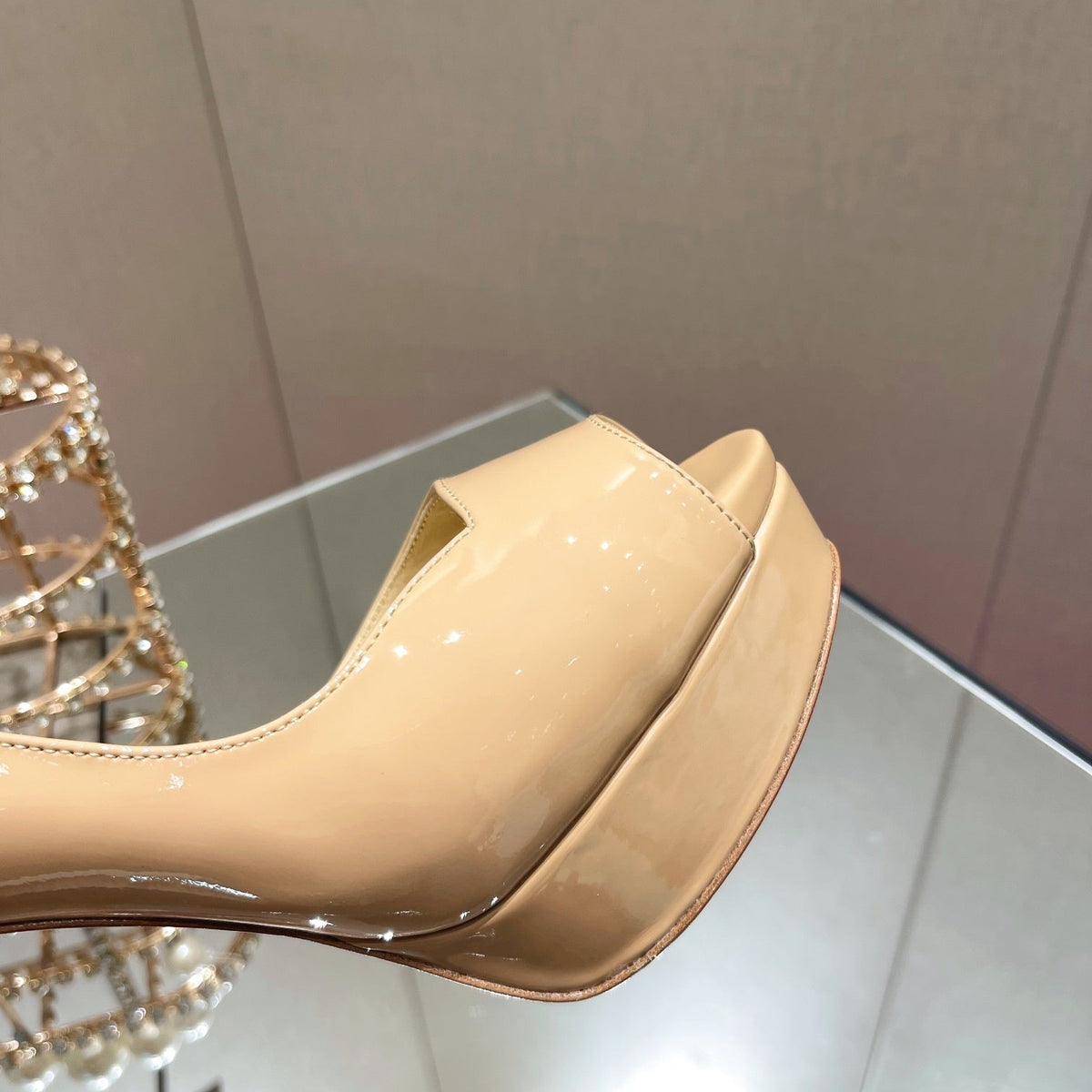 Ava’s Mode - Premium Luxury Goods and Accessories - AFFORDABLE LUXURY HEELS - 7970