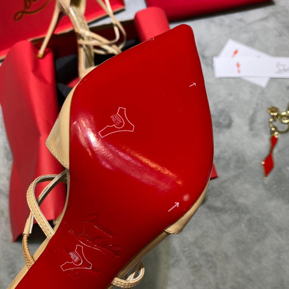 Ava’s Mode - Premium Luxury Goods and Accessories - AFFORDABLE LUXURY HEELS - 7946