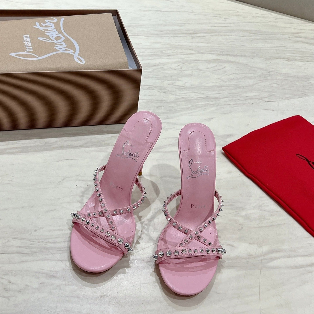 Ava’s Mode - High-Quality Designer Products for You - AFFORDABLE LUXURY HEELS - 8287