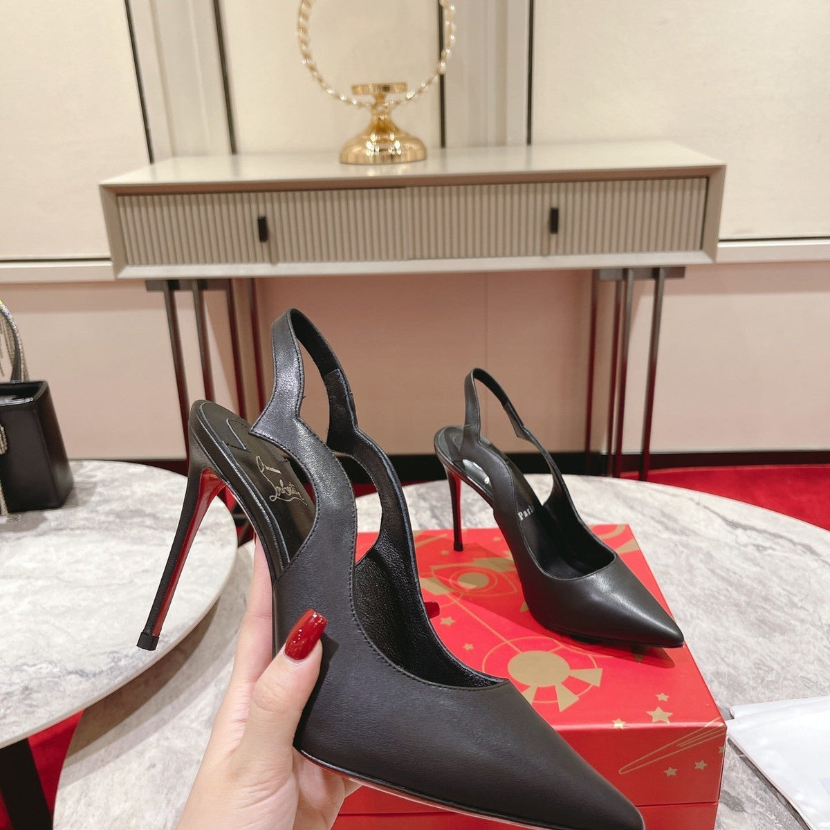 Ava’s Mode - Best High-End Brands in One Place - AFFORDABLE LUXURY HEELS - 8185