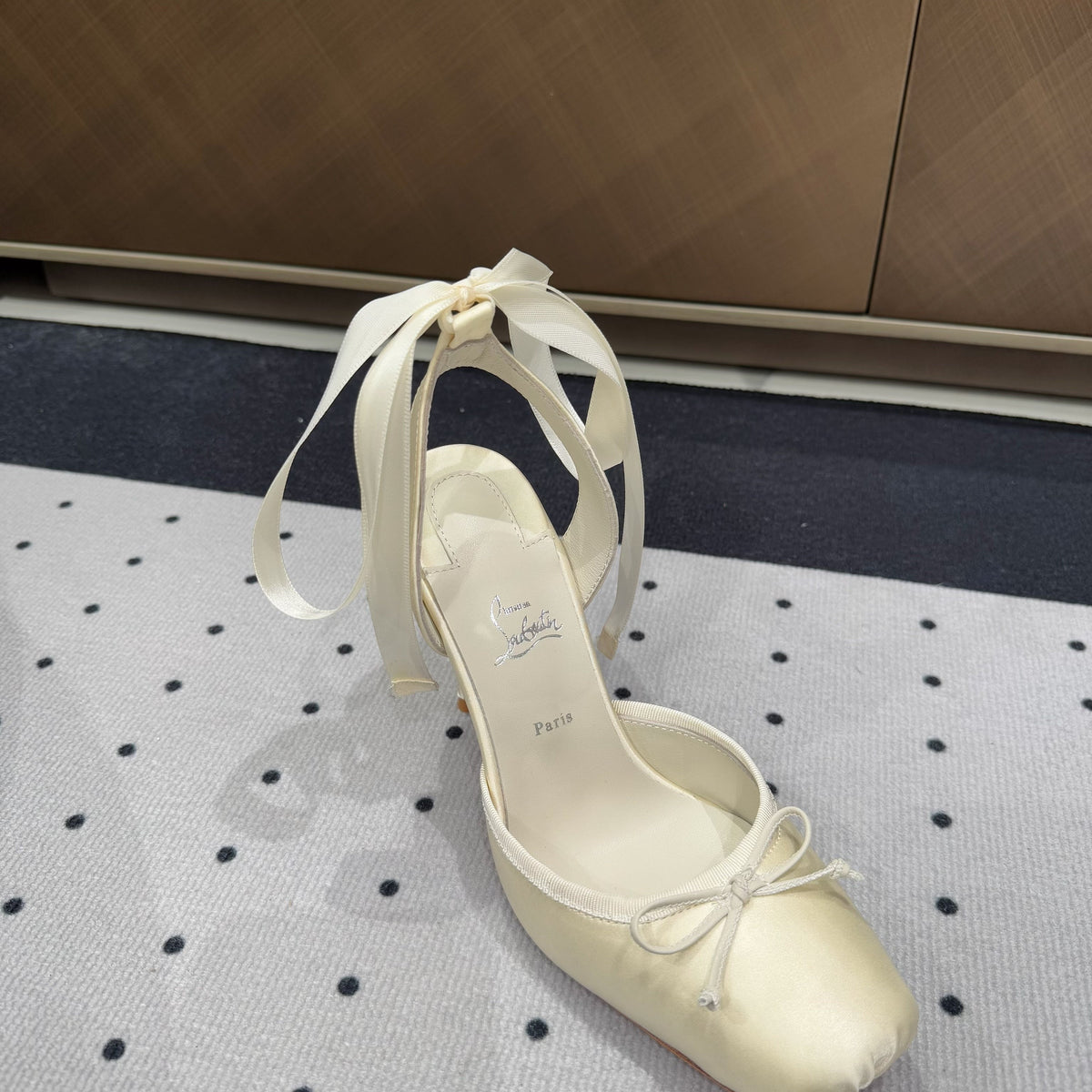 Ava’s Mode - Best High-End Brands in One Place - AFFORDABLE LUXURY HEELS - 8217