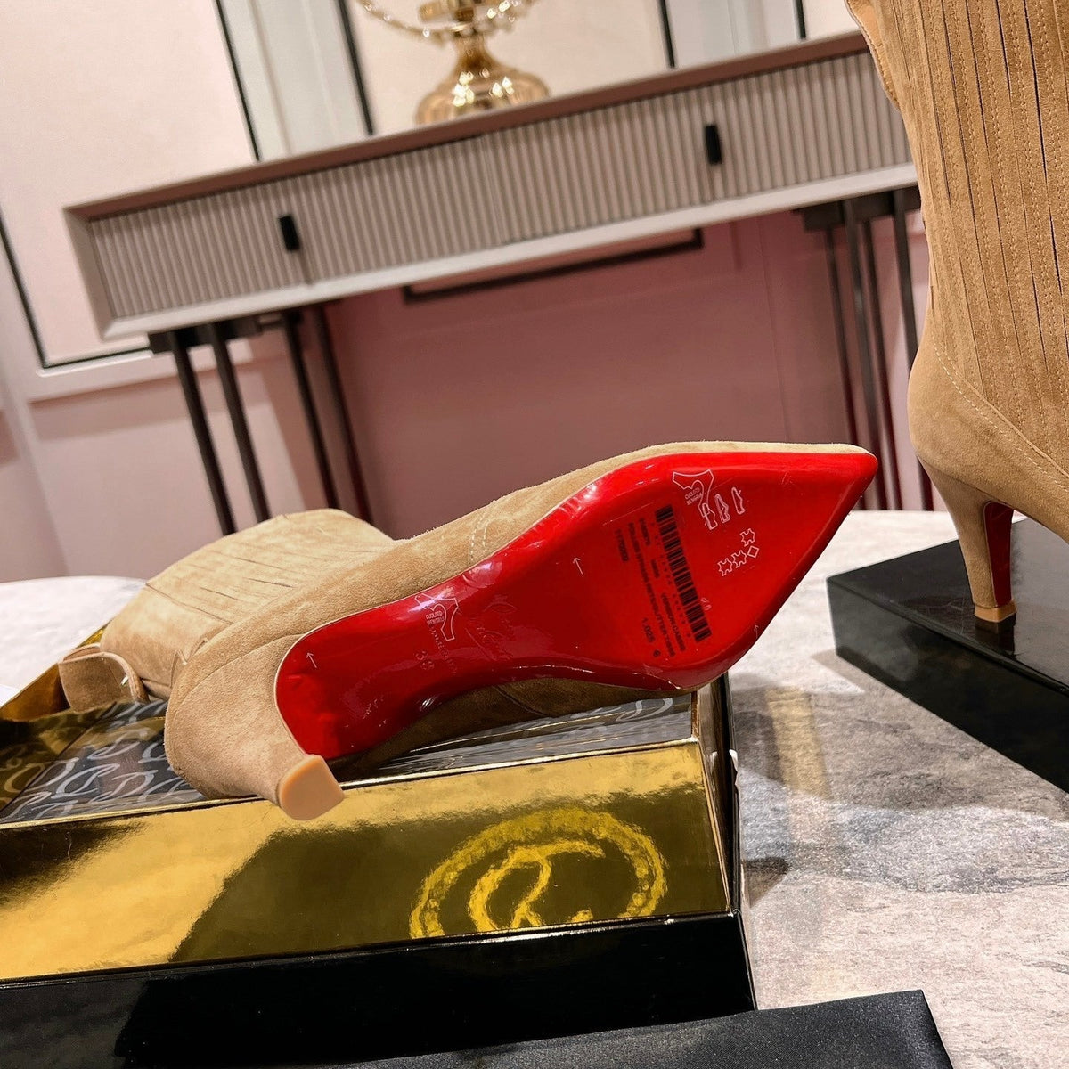 Ava’s Mode - Best High-End Brands in One Place - AFFORDABLE LUXURY HEELS - 8165