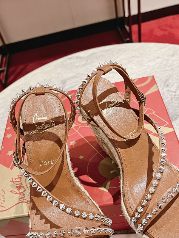 Ava’s Mode - High-Quality Designer Products for You - AFFORDABLE LUXURY HEELS - 8315