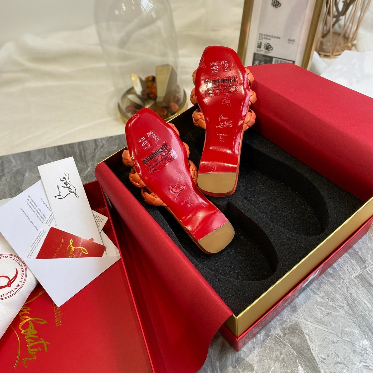 Ava’s Mode - High-Quality Designer Products for You - AFFORDABLE LUXURY HEELS - 7971