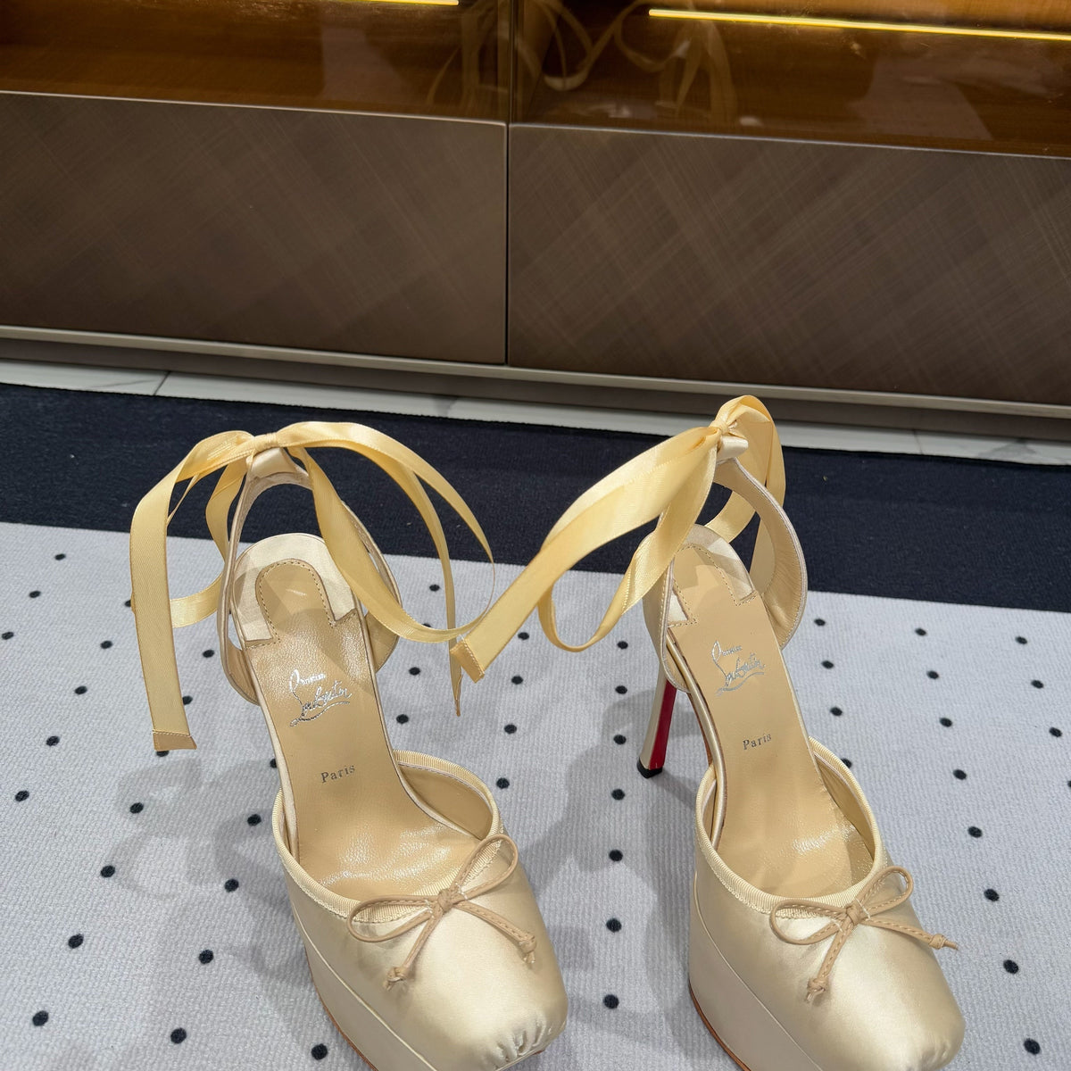 Ava’s Mode - Premium Luxury Goods and Accessories - AFFORDABLE LUXURY HEELS - 8218
