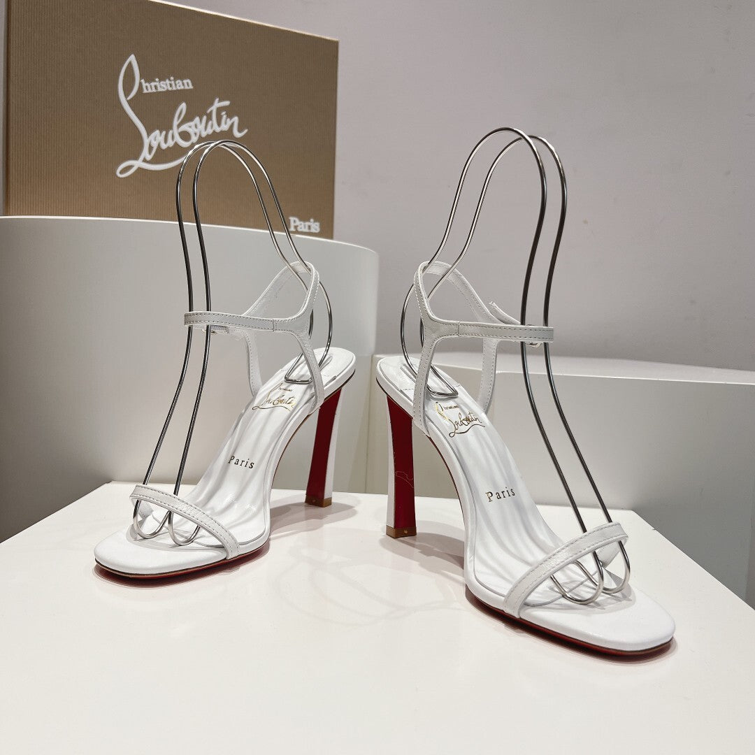Ava’s Mode - High-Quality Designer Products for You - AFFORDABLE LUXURY HEELS - 8111