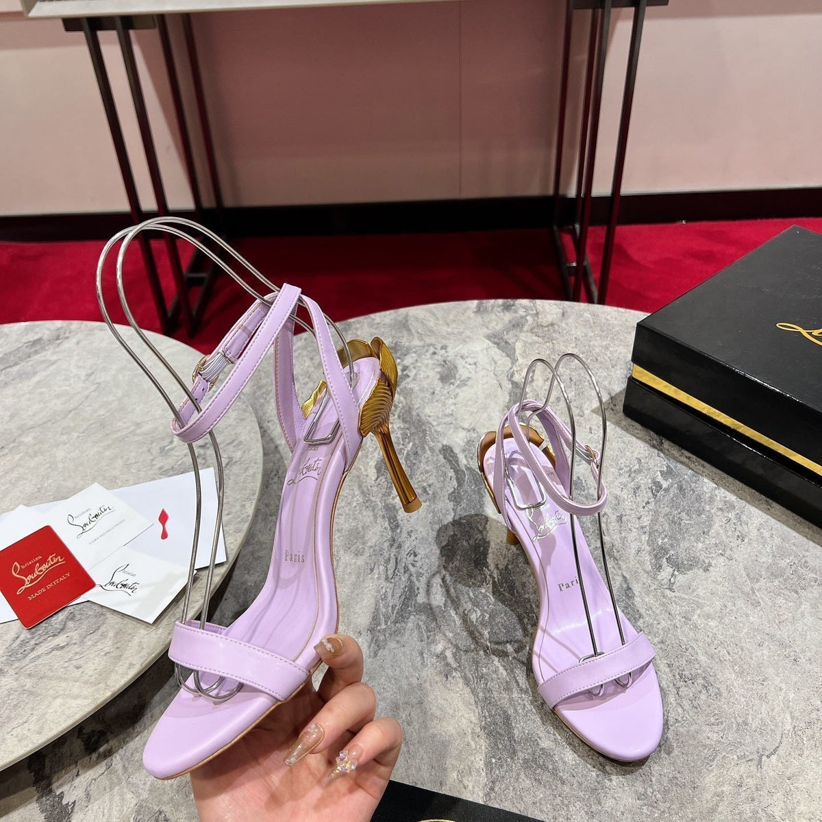 Ava’s Mode - High-Quality Designer Products for You - AFFORDABLE LUXURY HEELS - 8095