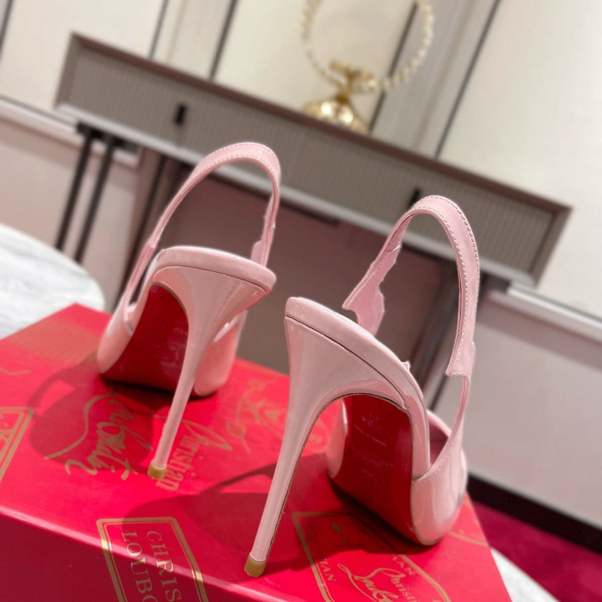 Ava’s Mode - Premium Luxury Goods and Accessories - AFFORDABLE LUXURY HEELS - 8178