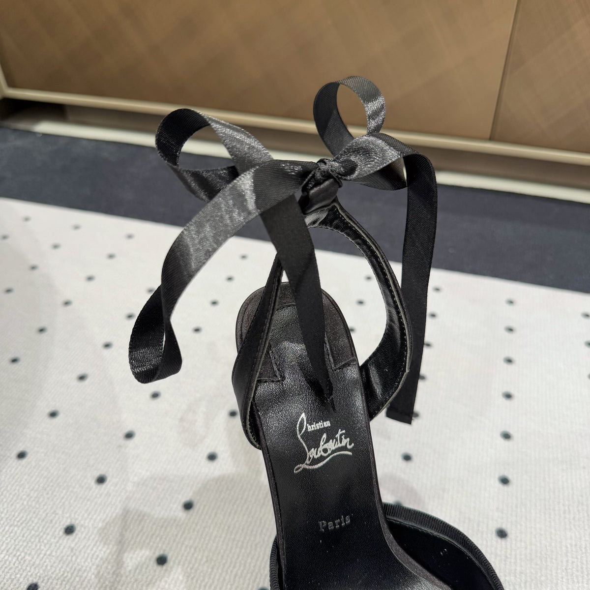 Ava’s Mode - Best High-End Brands in One Place - AFFORDABLE LUXURY HEELS - 8221